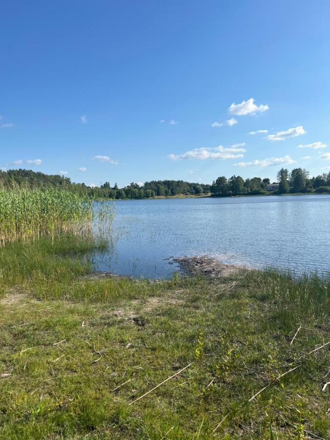 Domek Nad Jeziorem Kamien 2A Kowalewo Екстериор снимка